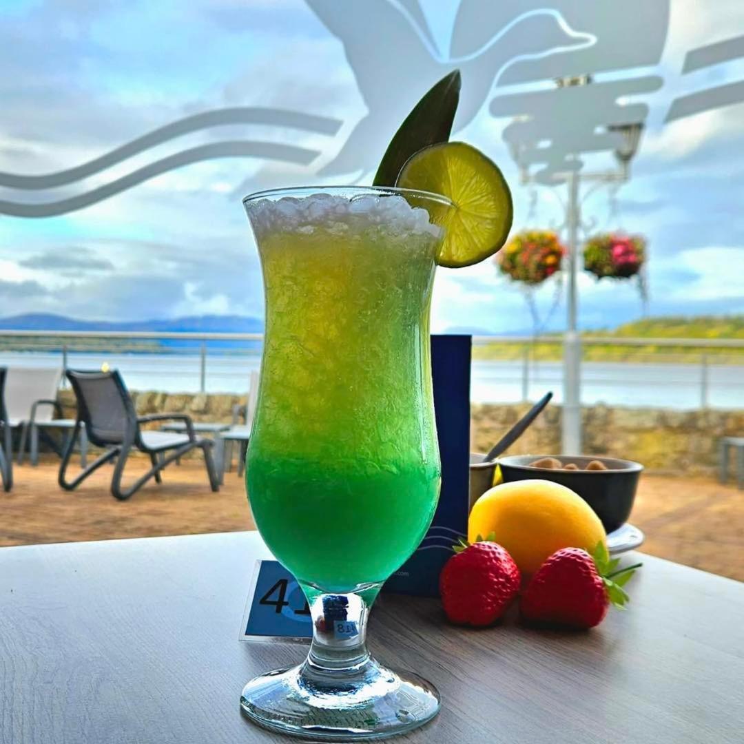 Duck Bay Hotel & Restaurant バロック エクステリア 写真