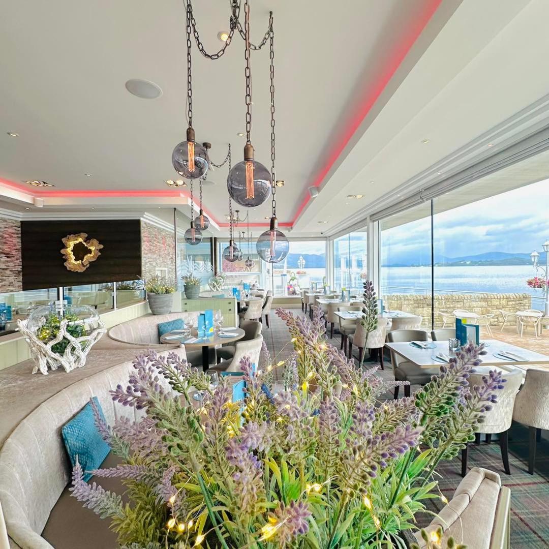 Duck Bay Hotel & Restaurant バロック エクステリア 写真